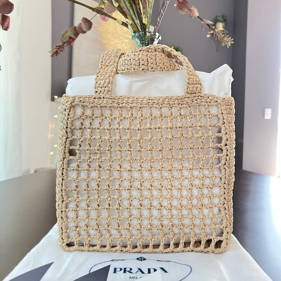 ❌❌SOLD! New Prada Raffia Small Tote - Picture 5 of 10